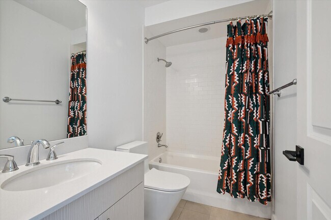 Building Photo - 55 Isle of Venice Dr