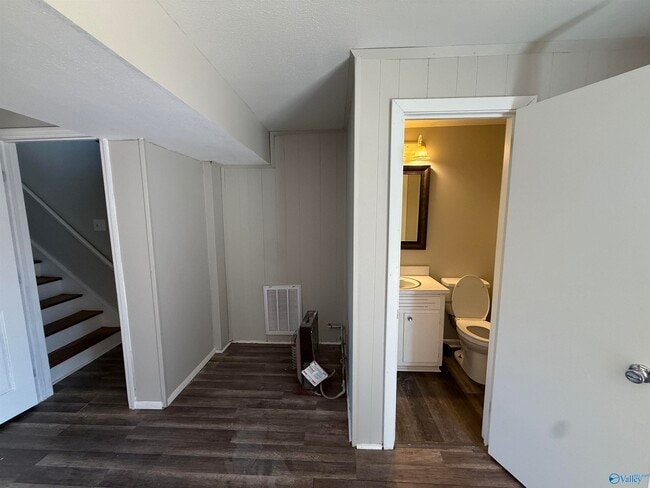 Building Photo - 3319 Wilks Pl SW