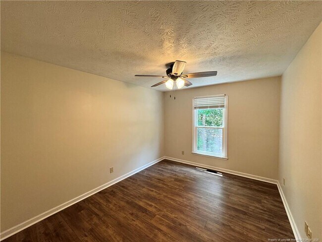 Building Photo - 4011 Woods Ct
