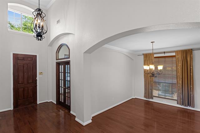 Building Photo - 1441 Golf Club Dr