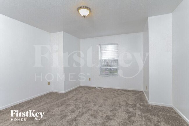 Building Photo - 4592 Eldywood Ln