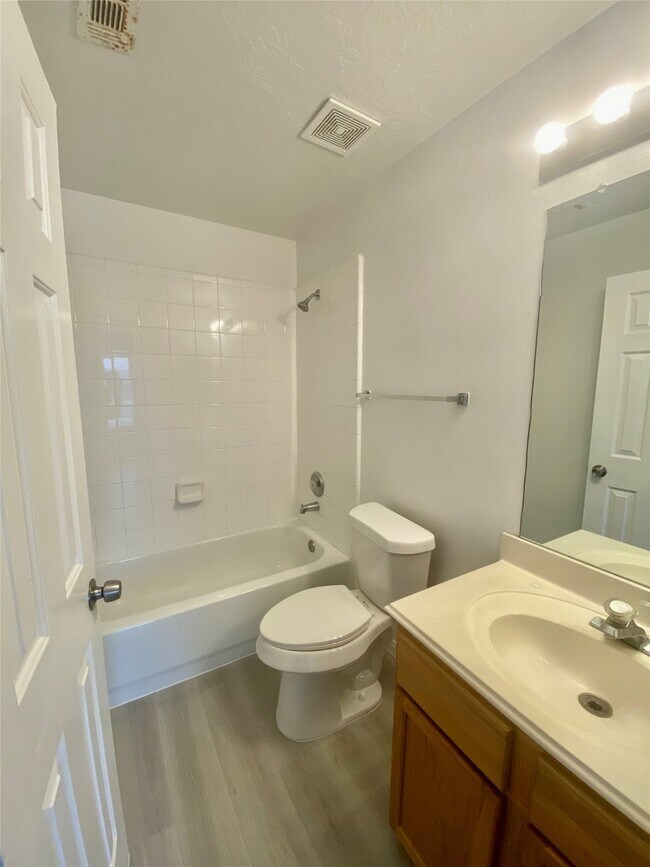 Building Photo - 14631 Alannah Lagoon Ct