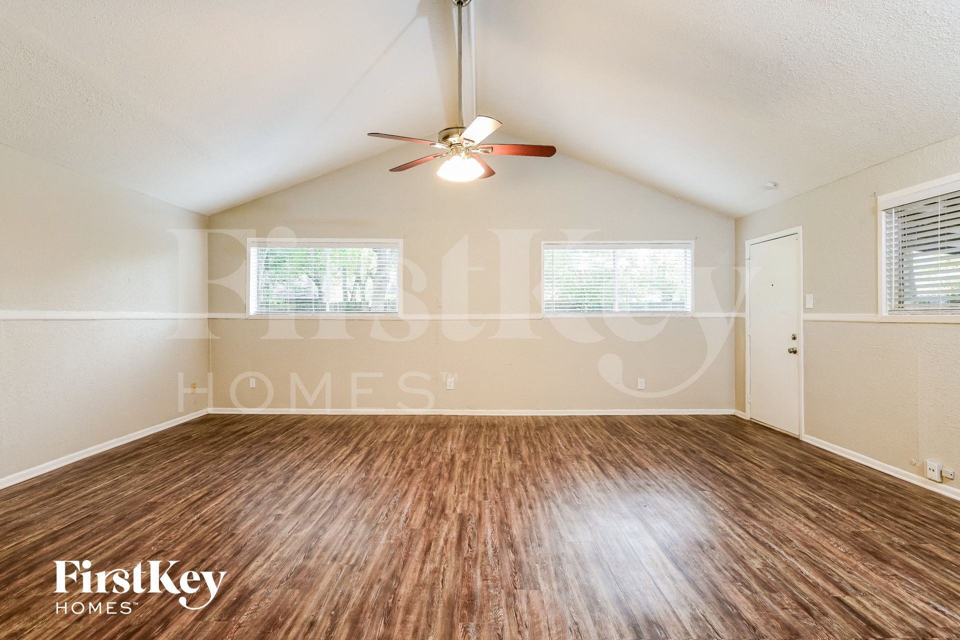 Building Photo - 5721 Melanite Ave