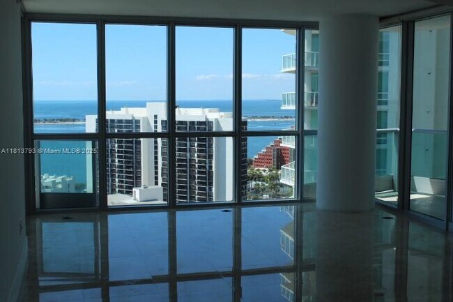Building Photo - 1331 Brickell Bay Dr