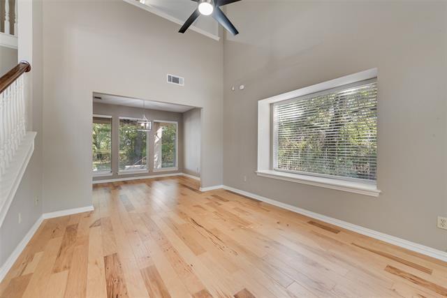 Building Photo - 2569 Castle Cir