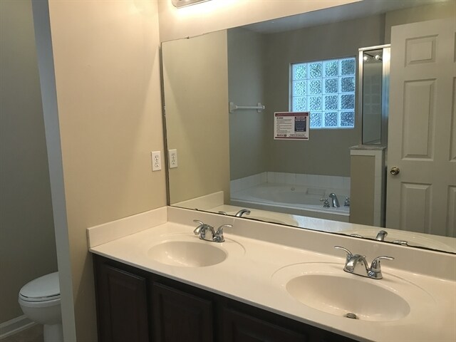 Building Photo - 3699 Silver Bluff Blvd