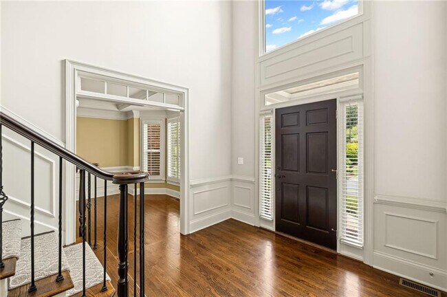 Building Photo - 710 Weybridge Pl