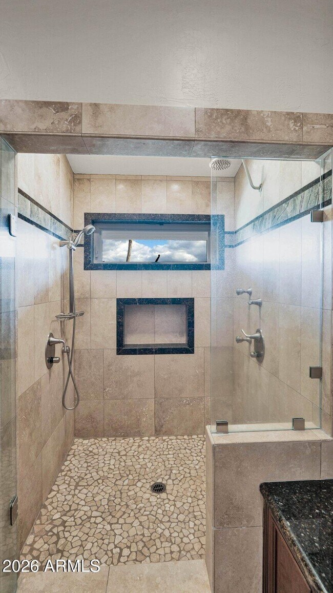 Building Photo - 10845 N Pinto Dr