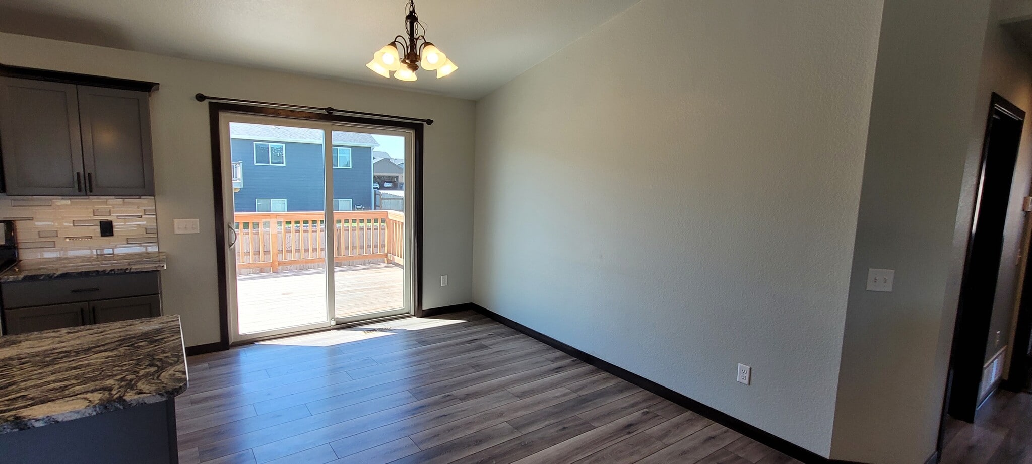 Building Photo - 541 Bull Run Dr