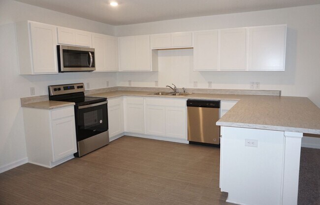 Building Photo - 4 Bedroom FOR RENT in Milton, FL