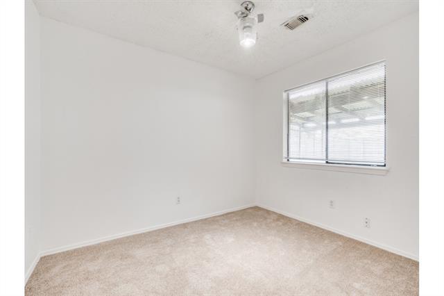 Building Photo - 6501 Topaz Dr