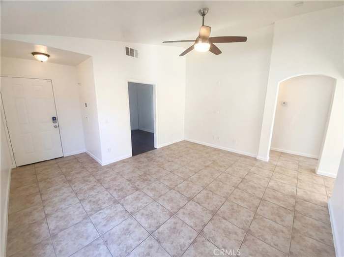 Building Photo - 14433 Green River Rd