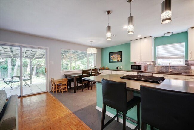 Building Photo - 1719 Mearns Meadow Blvd