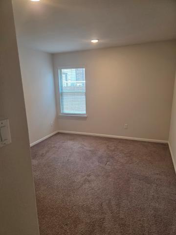 Building Photo - 1512 Springtree Dr