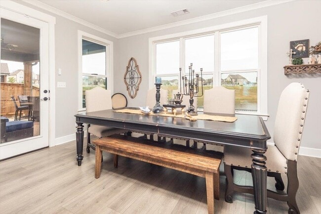 Building Photo - 12692 Sacred Oak Cv