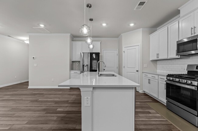 Building Photo - Gorgeous New Construction!  Updated Kitche...