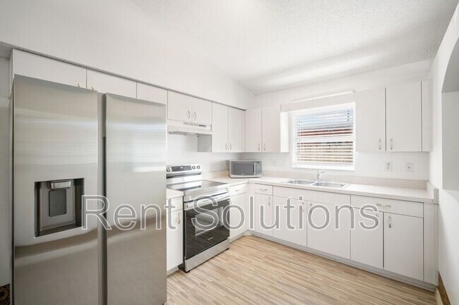 Building Photo - 5400 9th Ave N