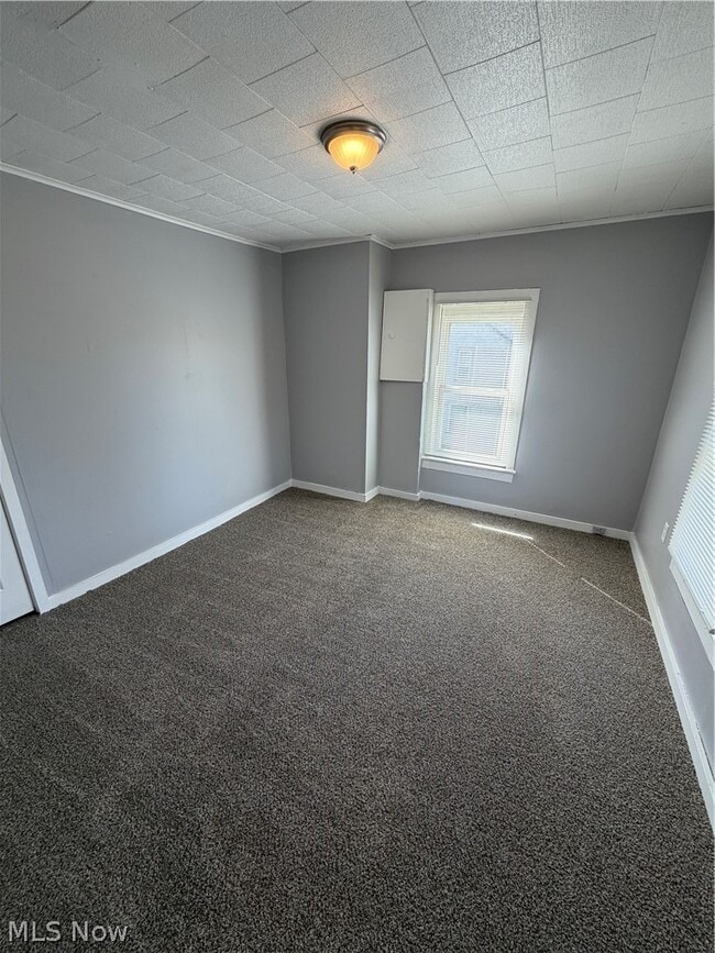 Building Photo - 155 Garfield Ave