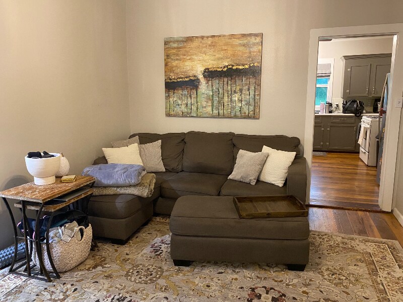 Building Photo - 756 LA-304