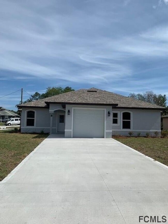 Building Photo - 2 Prout Pl