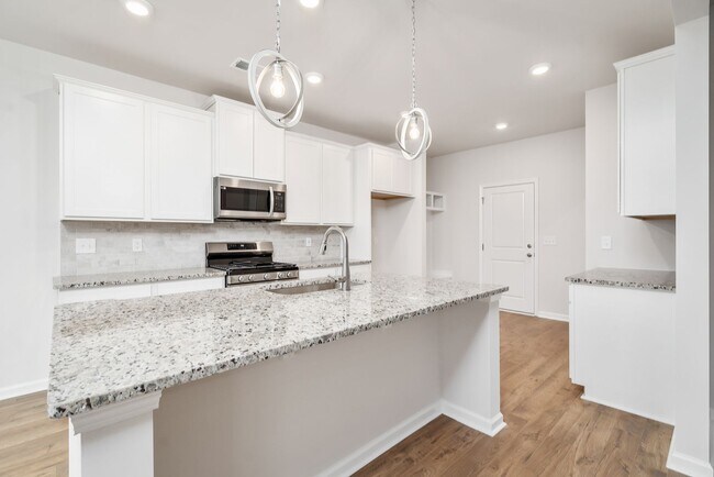 Building Photo - 775 Justify Lp