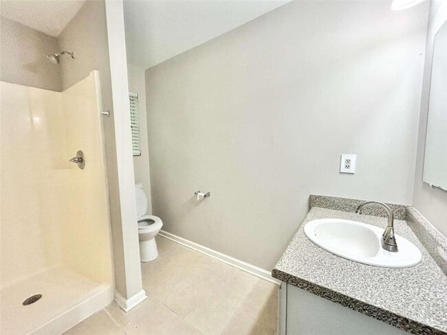 Building Photo - 944 Old Mill Ln