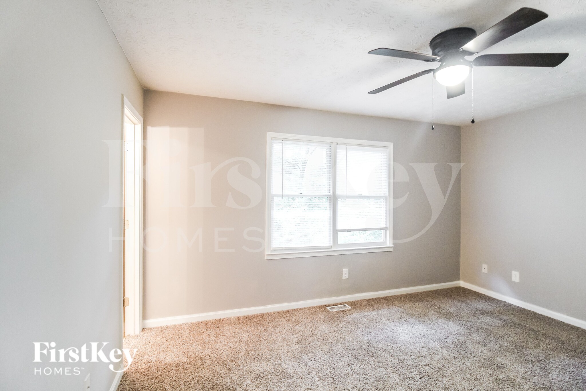 Building Photo - 262 Kesler Ct