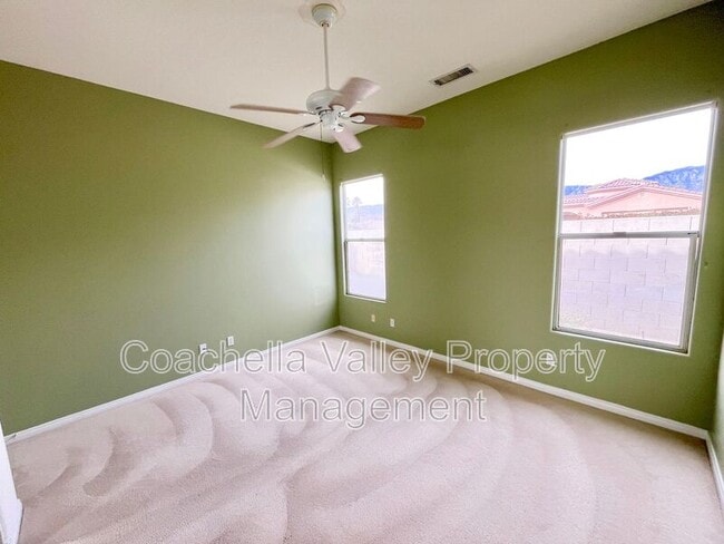 Building Photo - 20 Trafalgar