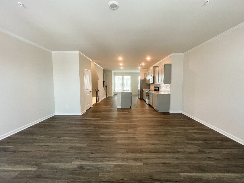 Building Photo - 126 Asland Ln