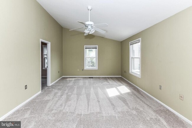 Building Photo - 3801 Grand Jct Ct