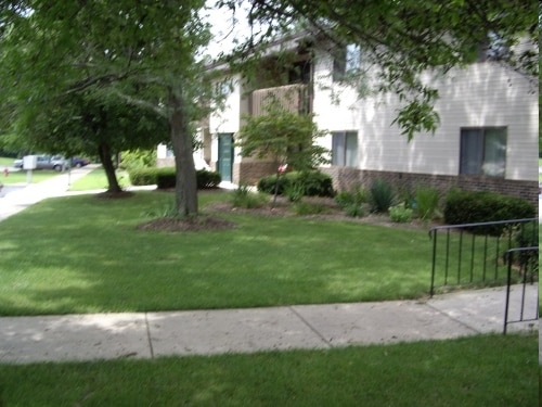 Building Photo - Oakview Estates