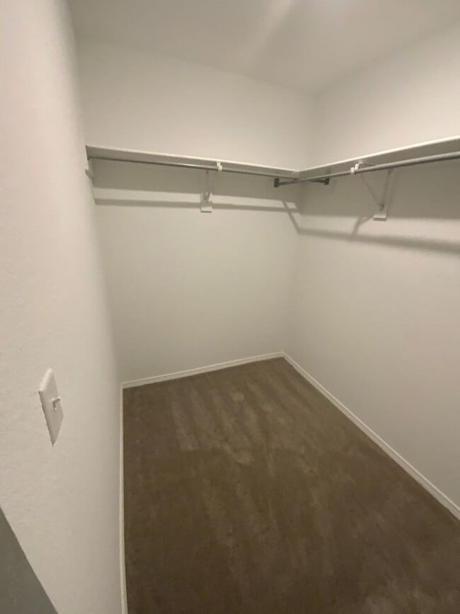 Building Photo - 8101 Donna Dr