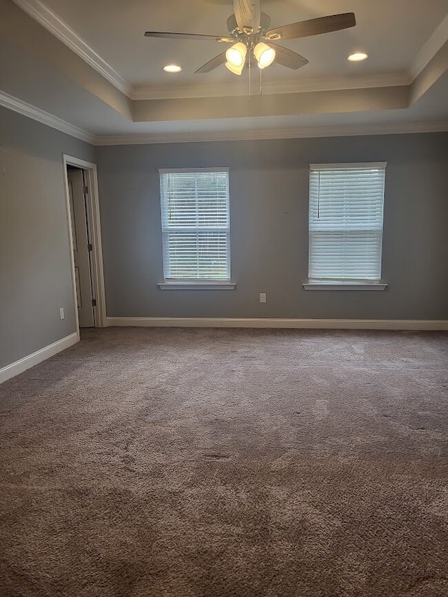 Building Photo - 281 Cypress Creek Dr NE