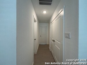 Building Photo - 534 Chevre Rd