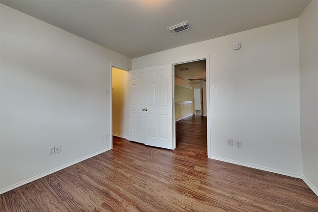 Building Photo - 14750 Autumn Glen Ct