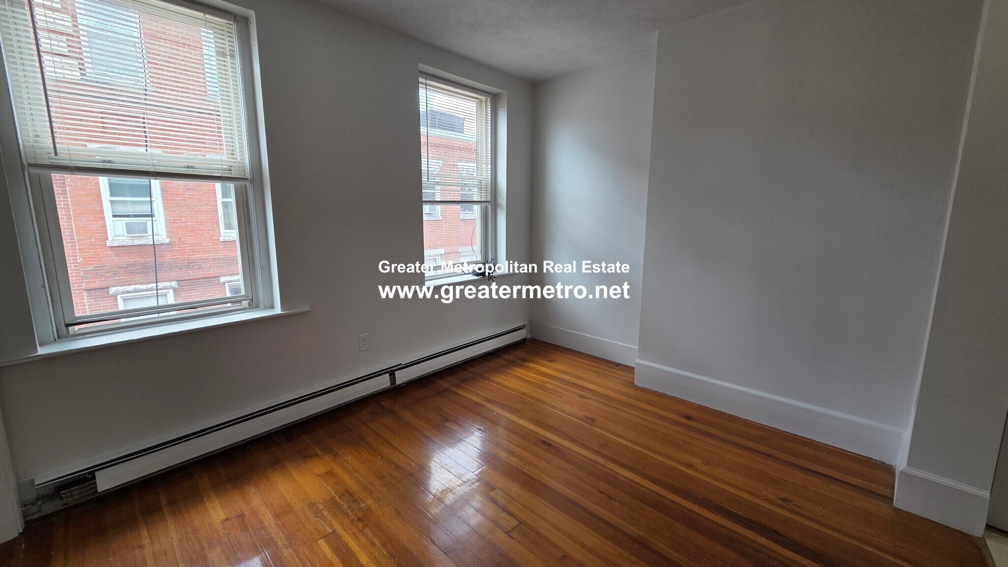 Building Photo - 207 Salem St