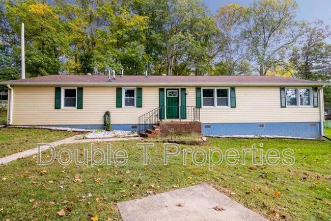 Building Photo - 3405 Pebble Dr