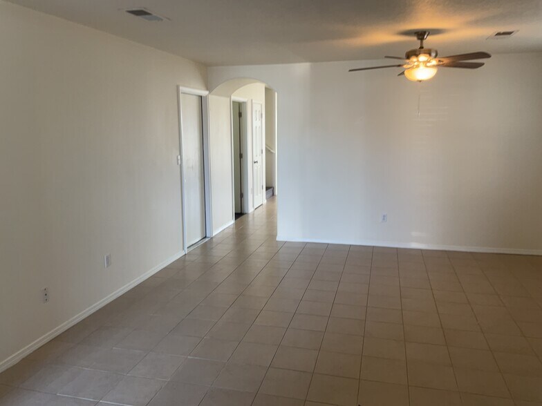 Building Photo - 1452 Penasco Rd NE