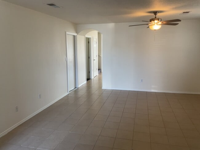 Building Photo - 1452 Penasco Rd NE