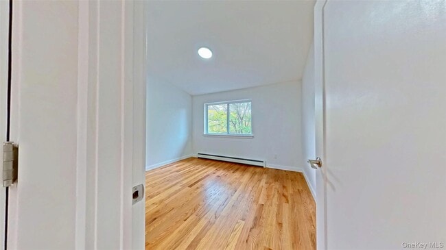 Building Photo - 262 Tamerisk Ln