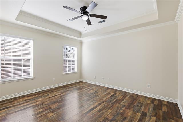 Building Photo - 609 E McGee St