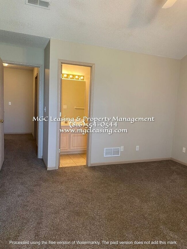 Building Photo - SOUTH GARDEN TOWNHOMES