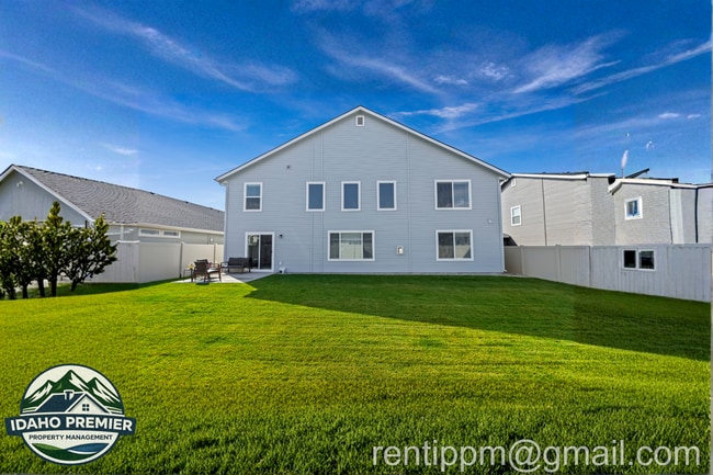 Building Photo - 7642 E Lightfoot St