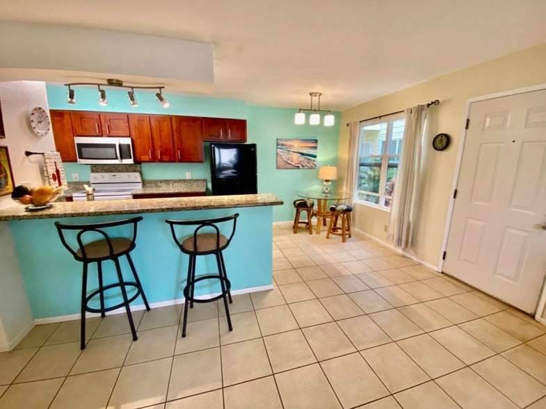 Building Photo - 68-3831 Lua Kula St