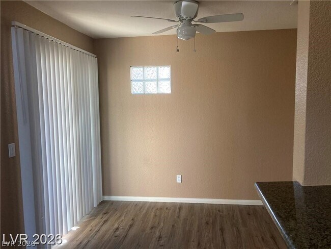 Building Photo - 3145 E Flamingo Rd