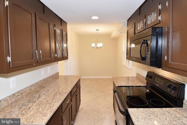 Building Photo - 12769 Gazebo Ct