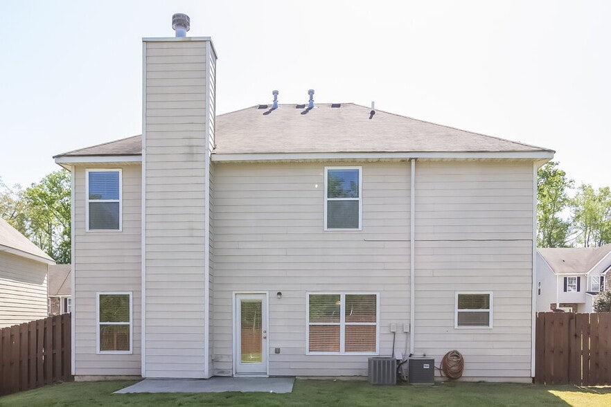 Building Photo - 4455 Ambassador Way