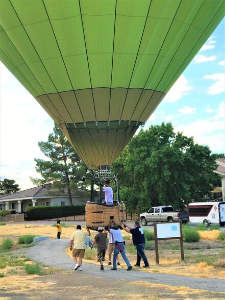 Balloon Landing in Park across the backyard Fence - 1121 Bourbon St