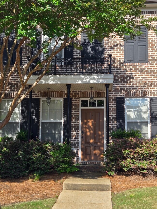 Primary Photo - 2206 Anderson Rd