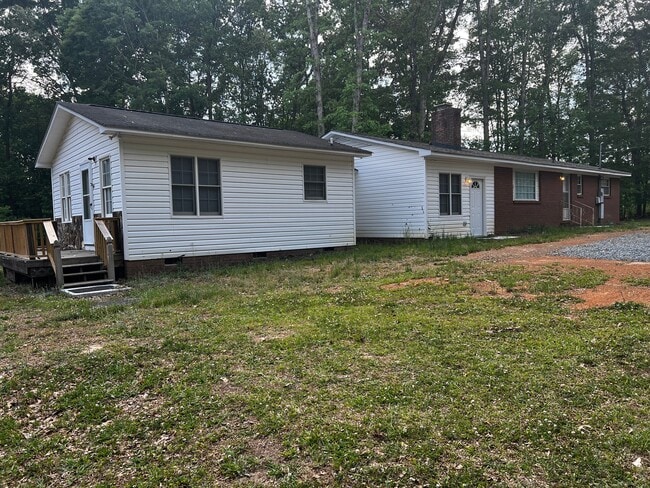Building Photo - 12848 Farm Pond Ln
